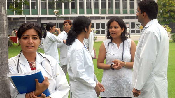Coronavirus update Delhi Govt orders reopening of medical colleges by observing social distancing and SOPs Coronavirus update Delhi Govt orders reopening of medical colleges by observing social distancing and SOPs