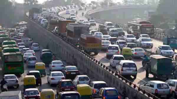 Delhi NCR Traffic Alert Today Delhi NCR Traffic update Farmers tractor rally Ghazipur border Delhi NCR Traffic Alert Today Delhi NCR Traffic update Farmers tractor rally Ghazipur border