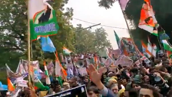WATCH video: water cannon used to stop protesters in chandigarh, protest against Farm Laws WATCH video: water cannon used to stop protesters in chandigarh, protest against Farm Laws