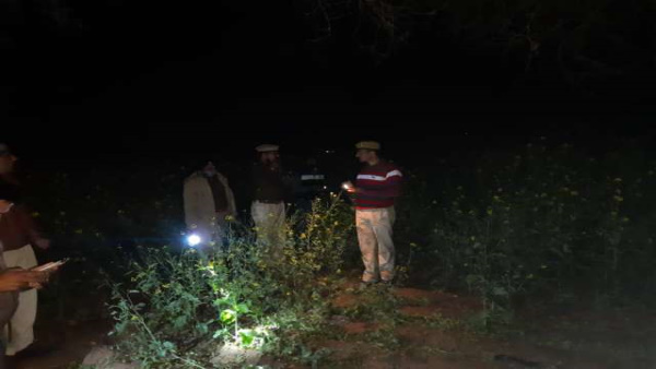 लड़के और लड़की के बीच में प्रेम-प्रसंग