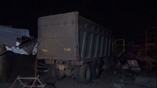 Gujarat Surat Road Accident 13 people died after run over by a truck Gujarat Surat Road Accident 13 people died after run over by a truck