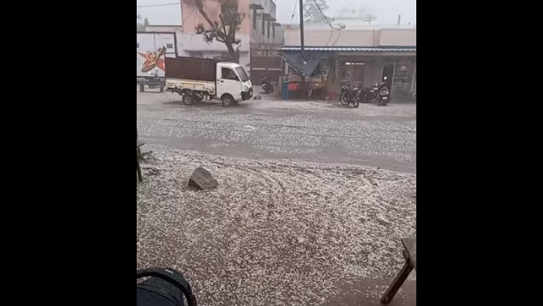 इन जिलों से हैं बारिश-ओलों के समाचार