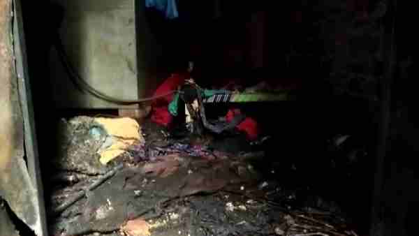 Kanpur: A man set fire to his in-laws house, 6 hospitlaised Kanpur: A man set fire to his in-laws house, 6 hospitlaised