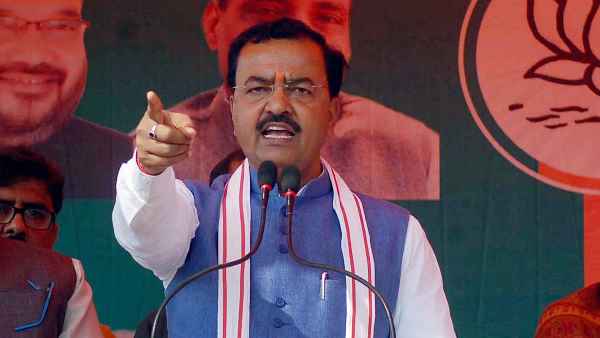 'अखिलेश को टीके पर भरोसा नहीं, प्रदेश को उन पर भरोसा नहीं है'