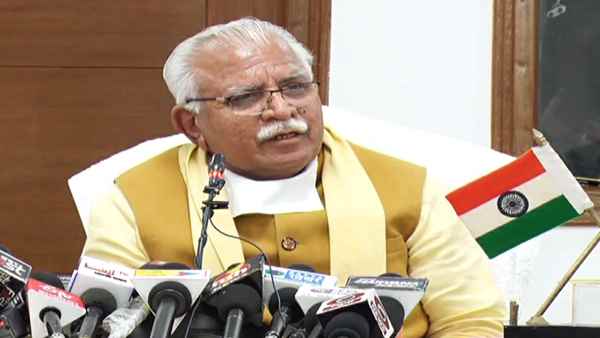 मुख्यमंत्री ने कांग्रेस-कम्युनिस्ट पर लगाया था आरोप