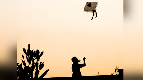 In surat district, a 7-year-old child lost his life due to kite flying In surat district, a 7-year-old child lost his life due to kite flying