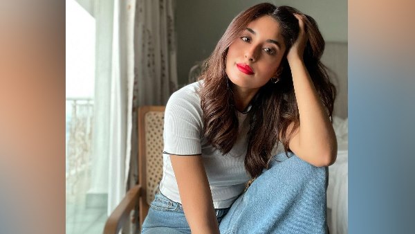 तांडव के अलावा कृतिका ने की हैं ये सीरीज