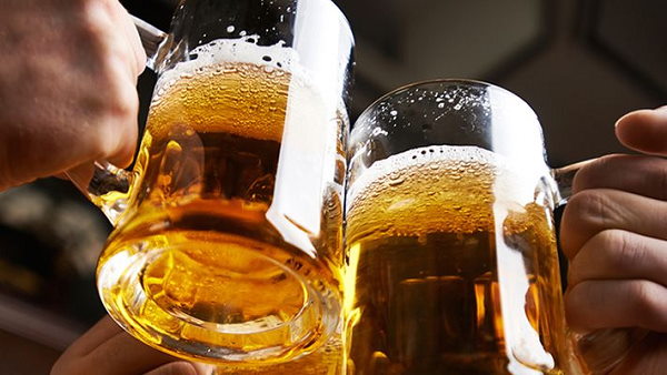 NFHS report: In Gujarat, the Numbers Of Women Doubles Compared To Men Who Drink liquor NFHS report: In Gujarat, the Numbers Of Women Doubles Compared To Men Who Drink liquor