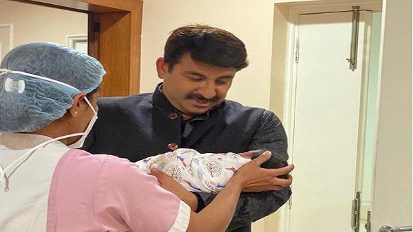 सुरभि भी हैं सिंगर
