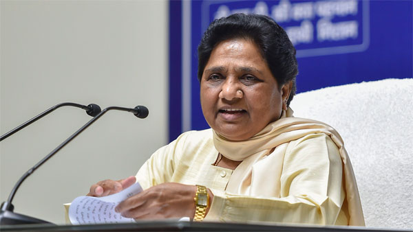 मायावती ने किया कोरोना वायरस वैक्सीन का स्वागत, पीएम मोदी से किया ये अनुरोध मायावती ने किया कोरोना वायरस वैक्सीन का स्वागत, पीएम मोदी से किया ये अनुरोध