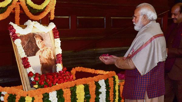 'नेताजी के पत्र' का अनावरण