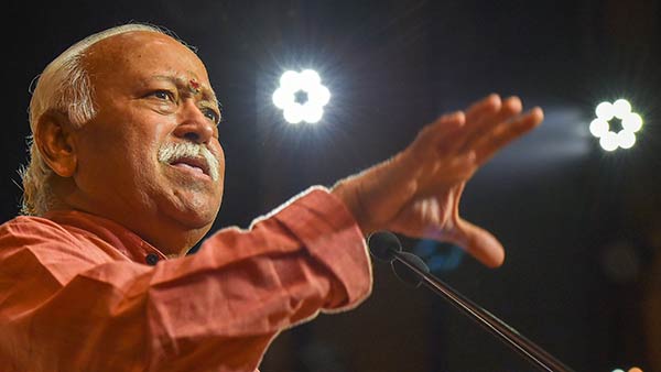 मोहन भागवत और RSS हेड क्वार्टर को बम से उड़ाने की धमकी देने वाले किसान नेता पर FIR मोहन भागवत और RSS हेड क्वार्टर को बम से उड़ाने की धमकी देने वाले किसान नेता पर FIR