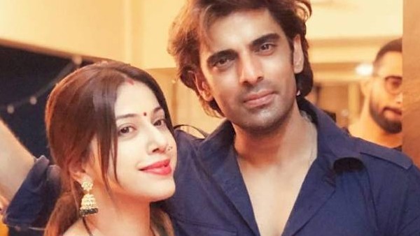 एक्टर मोहित मलिक को हुआ कोरोना, प्रेग्नेंट पत्नी संग लौटे थे छुट्टियां मनाकर एक्टर मोहित मलिक को हुआ कोरोना, प्रेग्नेंट पत्नी संग लौटे थे छुट्टियां मनाकर