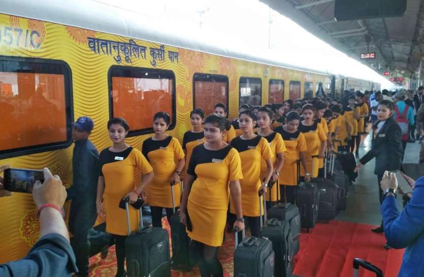 tejas express mumbai to ahmedabad tejas express mumbai to ahmedabad