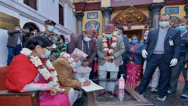 राष्ट्रवाद और हिंदू राष्ट्र ओली की जुगलबंदी?