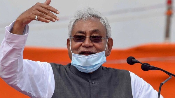 बिहार में क्यों खेला जा रहा है तोड़-फोड़ की राजनीति का माइंड गेम बिहार में क्यों खेला जा रहा है तोड़-फोड़ की राजनीति का माइंड गेम