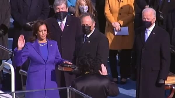 US: Kamala Harris sworn-in as the first female Vice President of the United States of America. US: Kamala Harris sworn-in as the first female Vice President of the United States of America.