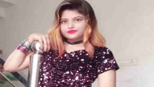 जानिए कौन हैं प्रतिष्ठा ठाकुर