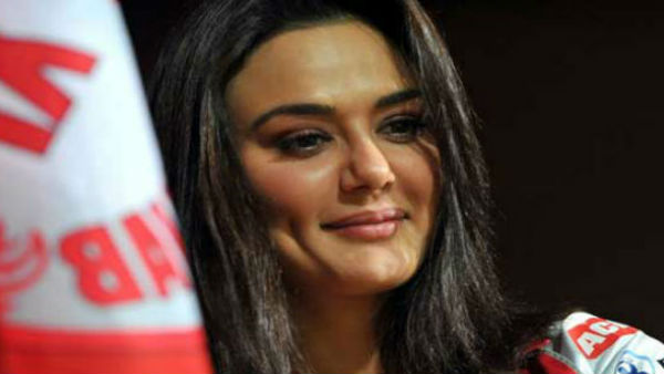 अमेरिका में रहते हैं पति