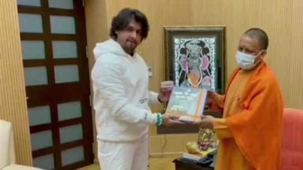 Singer Sonu Nigam met UP CM Yogi Adityanath at his residence in Lucknow Singer Sonu Nigam met UP CM Yogi Adityanath at his residence in Lucknow
