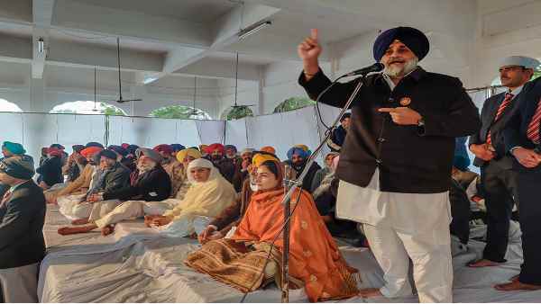 Farmers protest:Sukhbir Badal called the committee of the Supreme Court as a joke Farmers protest:Sukhbir Badal called the committee of the Supreme Court as a joke