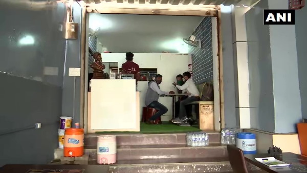 12 हजार रुपए सैलरी में करते थे नौकरी