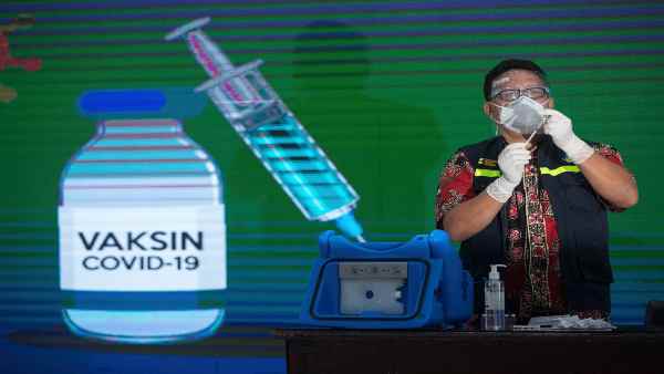 नाक और गले में छिपा रह सकता है कोरोना वायरस