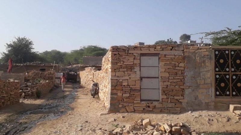पाकिस्तान में हमें काफ़िर कहते हैं और भारत में पाकिस्तानी: ग्राउंड रिपोर्ट पाकिस्तान में हमें काफ़िर कहते हैं और भारत में पाकिस्तानी: ग्राउंड रिपोर्ट