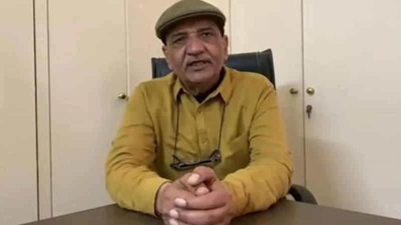 पाकिस्तान में हमें काफ़िर कहते हैं और भारत में पाकिस्तानी: ग्राउंड रिपोर्ट पाकिस्तान में हमें काफ़िर कहते हैं और भारत में पाकिस्तानी: ग्राउंड रिपोर्ट