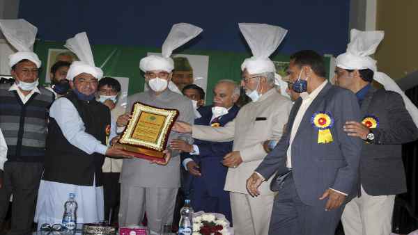 पीएम मोदी के 'मुरीद' हुए गुलाम नबी आजाद