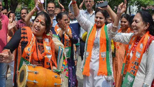 भाजपा को बढ़त
