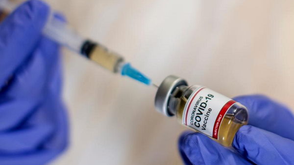 Covid-19 vaccine side effects on 20 of the policemen of Rajkot district, admitted in civil hospital | Coronavirus disease (COVID-19) Covid-19 vaccine side effects on 20 of the policemen of Rajkot district, admitted in civil hospital | Coronavirus disease (COVID-19)