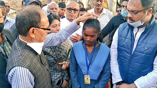 सीएम शिवराज ने शिवरानी की बहादुरी को किया सलाम