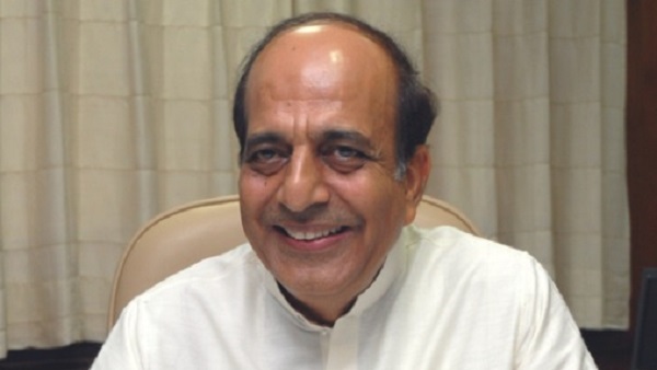 प्रशिक्षित पायलट भी बने त्रिवेदी