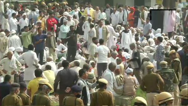 Rail Roko andolan: thousands Farmers blocked the railway track in Palwal district during movement Rail Roko andolan: thousands Farmers blocked the railway track in Palwal district during movement