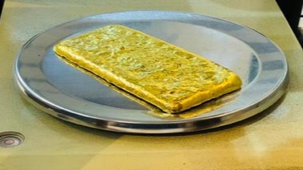 One million gold seized from a passenger who came from Sharjah at Jaipur Airport One million gold seized from a passenger who came from Sharjah at Jaipur Airport