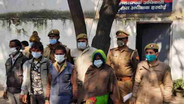 Hardoi News: Four including wife and her boyfriend arrested in husbands murder Hardoi News: Four including wife and her boyfriend arrested in husbands murder
