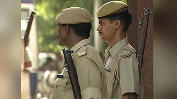 आगे की कार्रवाई में जुटी पुलिस
