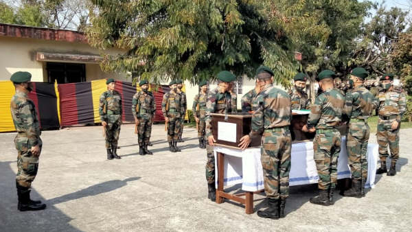 लक्ष्मण तीन साल पहले भर्ती हुए थे