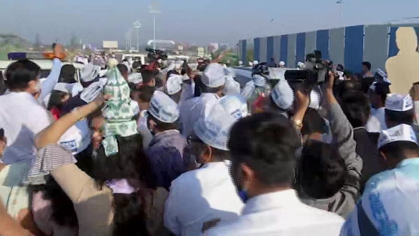 केजरीवाल बोले- गुजरातियों को दिल से बधाई