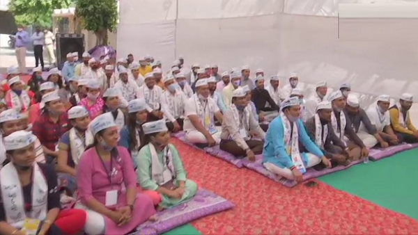 AAP Convener and Delhi CM Arvind Kejriwal in Gujarat, Addressing AAP supporters AAP Convener and Delhi CM Arvind Kejriwal in Gujarat, Addressing AAP supporters