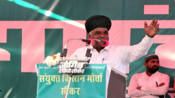 दिल्ली में इंडिया गेट के पार्क में ट्रैक्टर चलेंगे