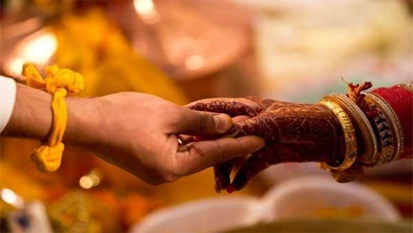 इकलौती बेटी की शादी दिनेशपुर के युवक के साथ