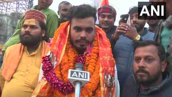 जिंदगी में कहना चाहिए कुछ एक्स्ट्रा