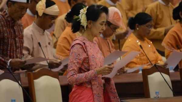 AUNG SAN SUU AUNG SAN SUU