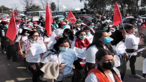 पूरे नेपाल से मिल रहे हैं झंडों के ऑर्डर