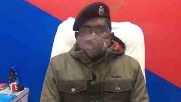 Police bust racket in Wave mall, Noida Police bust racket in Wave mall, Noida