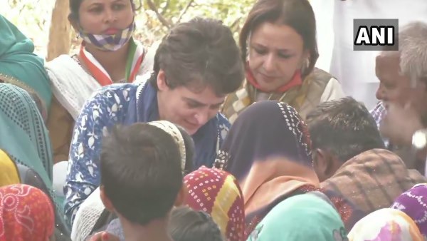Priyanka Gandhi Vadra interacts with members of fishermen community in Prayagraj Priyanka Gandhi Vadra interacts with members of fishermen community in Prayagraj