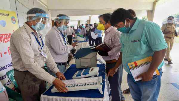 Puducherry Assembly Election 2021 Live:Elections will be held on April 6, votes will be counted on May Two Puducherry Assembly Election 2021 Live:Elections will be held on April 6, votes will be counted on May Two
