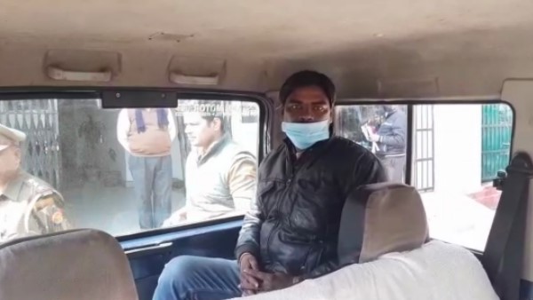 fake advocate general arrested in raebareli fake advocate general arrested in raebareli